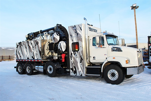 Westech-Wolf-hydrovac-1
